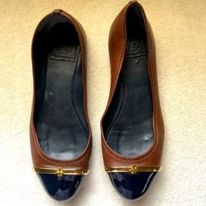Tory Burch Flats Size 8 Navy/Brown